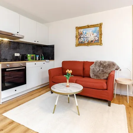 Apartment Fullhouse Premium R31 *